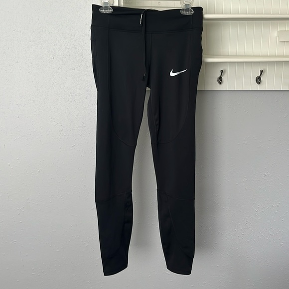 NWOT NIKE Epic Lux Repel Tight - Picture 1 of 5
